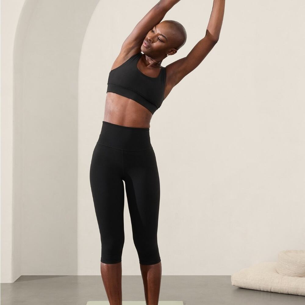 Athleta Capri Black Leggings